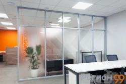 перегородка для зонирование в офисе