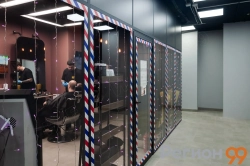 комбинированная перегородка черная лофт конструкция в черном цвете