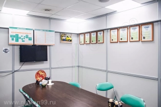 перегородка из ЛДСП для переговорной комнаты глухая стена из ЛДСП